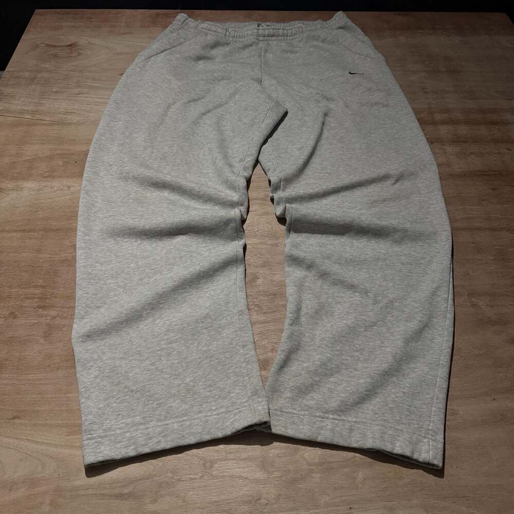 Vintage Nike Grey Baggy Wide-Leg Sweatpants Size Large